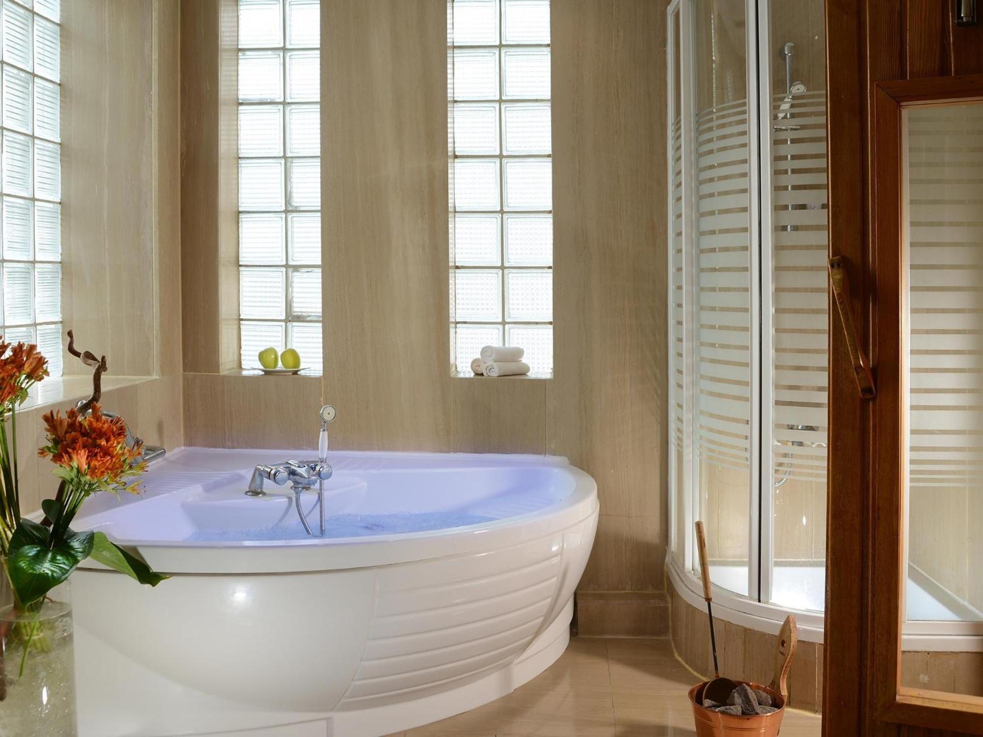 Royal Suite
